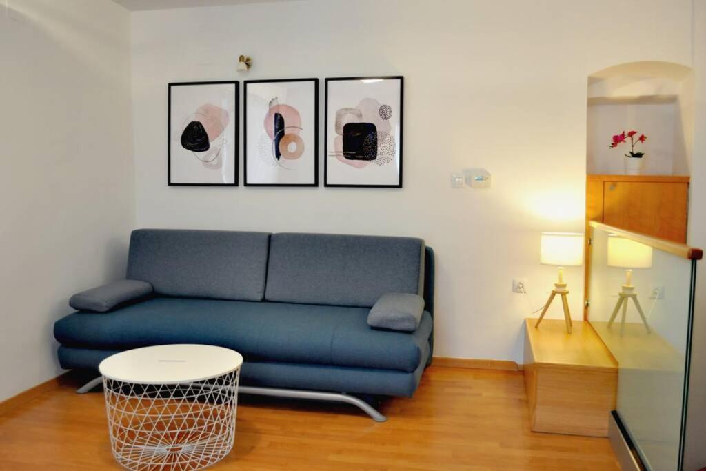 Apartment Veli Dvor Cres Kültér fotó